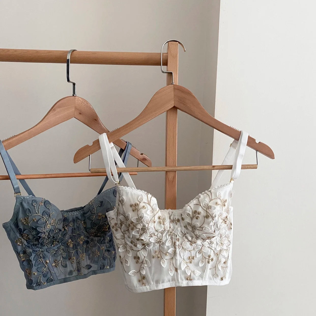 Three-dimensional embroidered bra